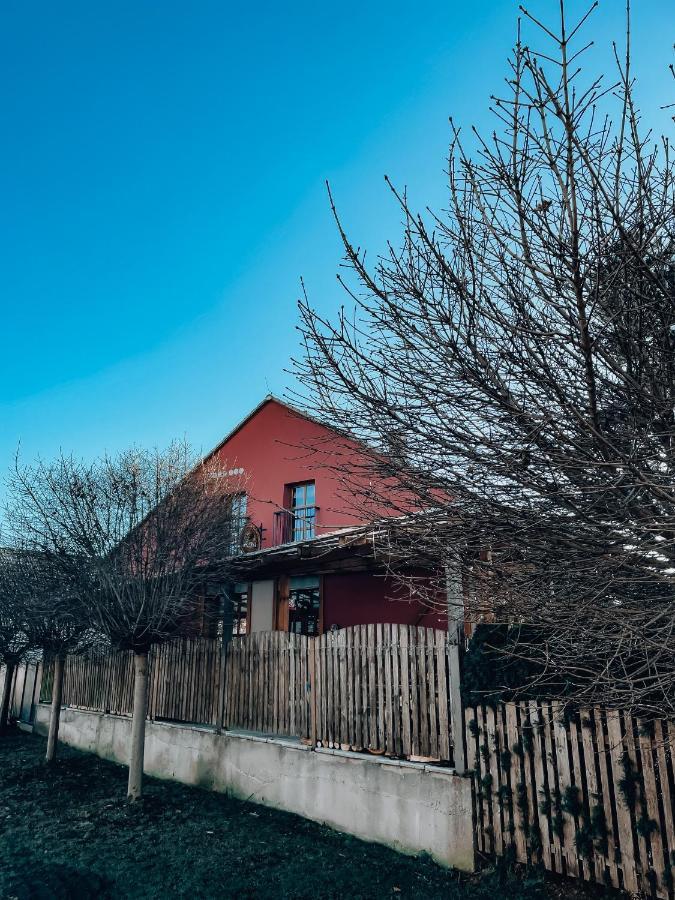Penzion Na Vosverku Čelákovice Exteriör bild