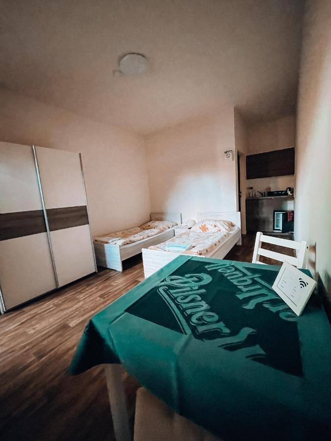 Penzion Na Vosverku Čelákovice Exteriör bild